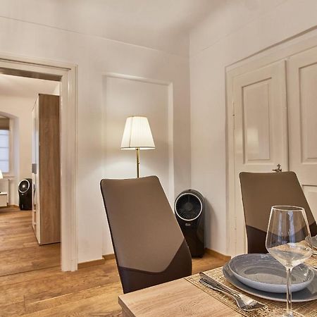 Charles Bridge Royal Apartment Praga Zewnętrze zdjęcie